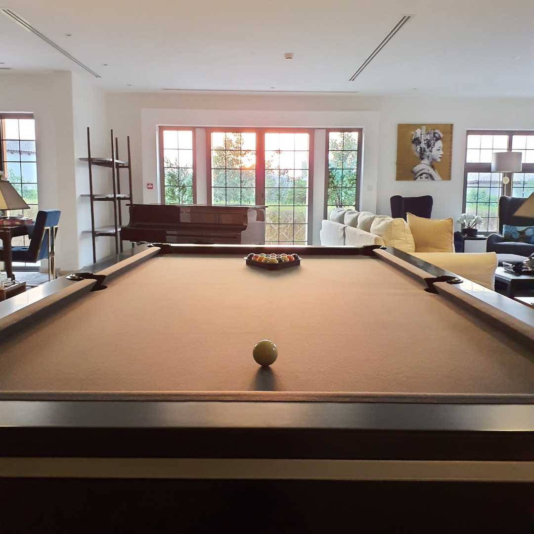 luxury pool table